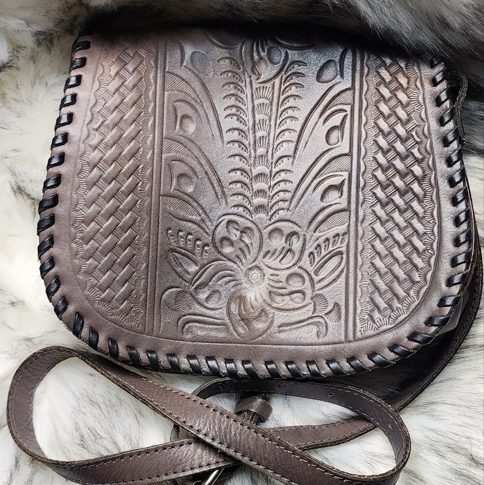 Patricia Nash Rosolini Leather Saddle Bag in gray floral